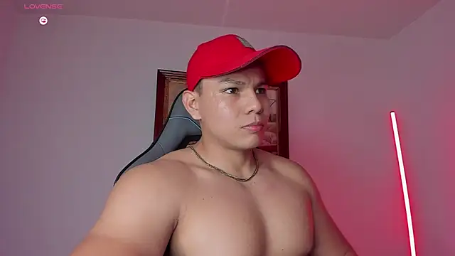 Snapshot of RoyConstance chatting on 11-09-25, 04:49 RoyConstance online show from 11-09-25, 04:49