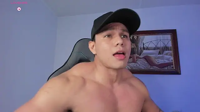 RoyConstance online show from 04-01-26, 04:03