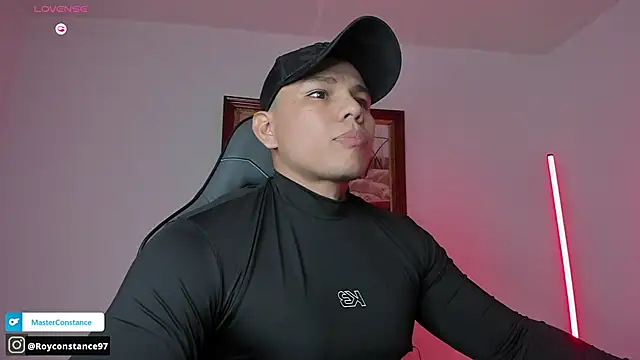 Snapshot of RoyConstance chatting on 10-10-25, 04:13 RoyConstance online show from 10-10-25, 04:13