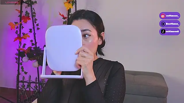 Soffimoon  online show from 11-27-25, 12:44