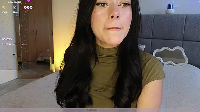 Soffimoon  online show from 02-11-26, 08:20