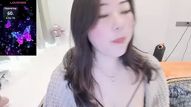 Snapshot of Crystal_Wings chatting on 02-03-26, 02:53 Crystal Wings online show from 02-03-26, 02:53