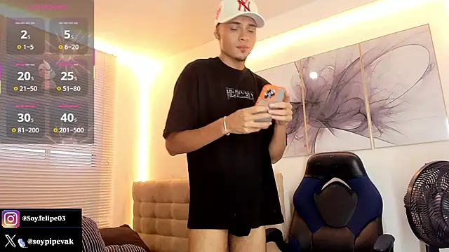 soyander03  online show from 01-11-26, 12:01