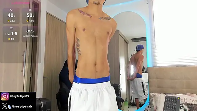 soyander03  online show from 11-19-25, 01:55