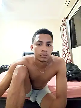 Snapshot of HomeTrypsin chatting on 02-26-26, 06:13 HomeTrypsin online show from 02-26-26, 06:13