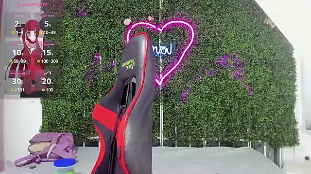 valentina 0  online show from 12-15-25, 09:20