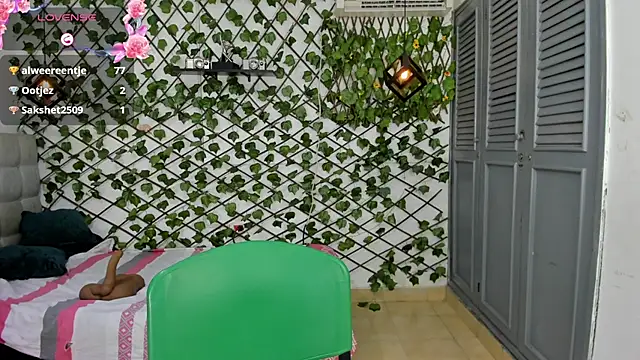 valentina 0  online show from 01-18-26, 01:25