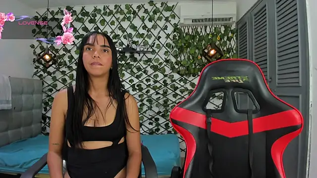 valentina 0  online show from 02-06-26, 01:29