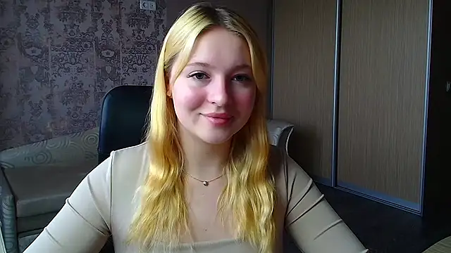 Milka kiss  online show from 05-18-26, 06:18