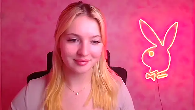 Milka kiss  online show from 11-20-25, 12:17