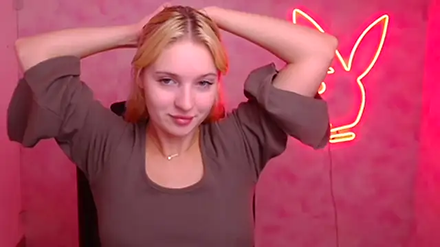 Milka kiss  online show from 10-24-25, 11:53