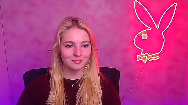Milka kiss  online show from 02-06-25, 01:43