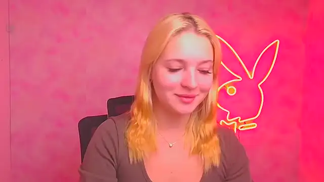 Milka kiss  online show from 10-17-25, 05:44