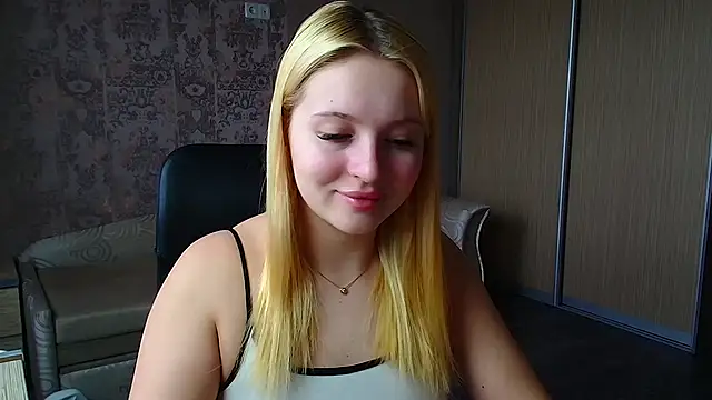 Milka kiss  online show from 04-24-26, 10:28