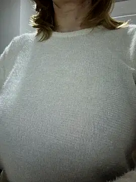 Snapshot of _tasechka_ chatting on 02-15-25, 05:07  tasechka  online show from 02-15-25, 05:07