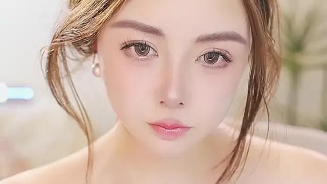 Snapshot of Qiaoqiao_ chatting on 05-04-26, 04:54 Qiaoqiao online show from 05-04-26, 04:54