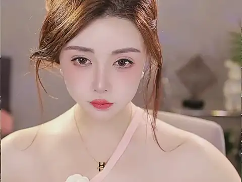 Qiaoqiao  online show from 02-13-26, 07:19