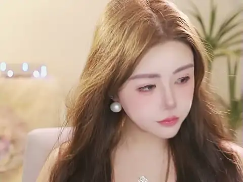 Snapshot of Qiaoqiao_ chatting on 06-19-26, 03:40 Qiaoqiao online show from 06-19-26, 03:40
