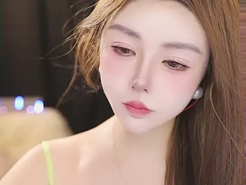 Snapshot of Qiaoqiao_ chatting on 07-17-26, 04:48 Qiaoqiao online show from 07-17-26, 04:48