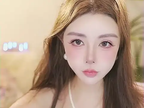 Snapshot of Qiaoqiao_ chatting on 06-25-26, 04:01 Qiaoqiao online show from 06-25-26, 04:01