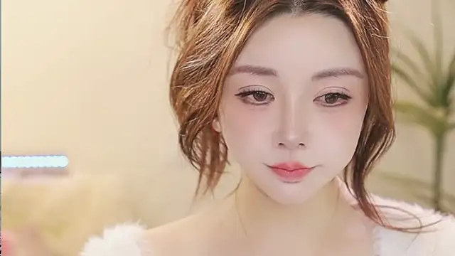 Qiaoqiao  online show from 03-17-26, 12:52