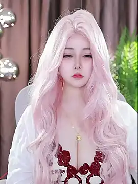 Qiaoqiao  online show from 02-22-25, 10:51