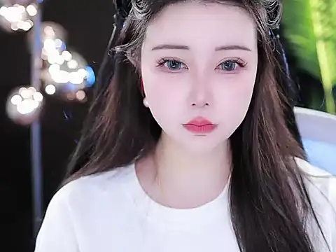 Qiaoqiao  online show from 03-12-25, 07:35
