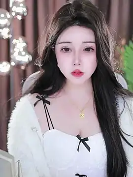 Qiaoqiao  online show from 02-26-25, 10:49