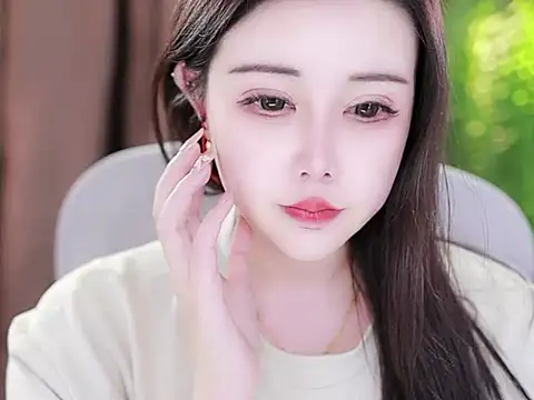 Qiaoqiao  online show from 02-08-25, 04:25
