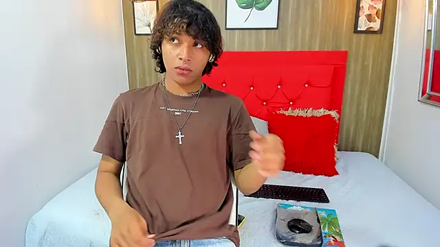 Snapshot of axel_ps chatting on 03-14-25, 07:55 axel ps online show from 03-14-25, 07:55