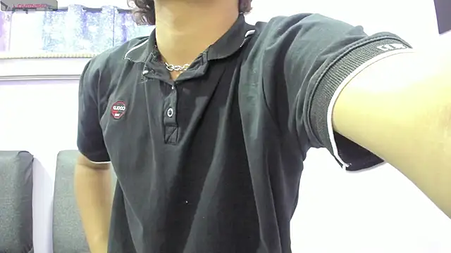 Snapshot of axel_ps chatting on 02-27-25, 05:37 axel ps online show from 02-27-25, 05:37