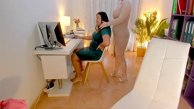 Butterflyblue dream online show from 12-04-25, 08:46