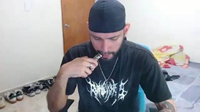 Snapshot of samir_music chatting on 11-04-25, 07:17 samir music online show from 11-04-25, 07:17