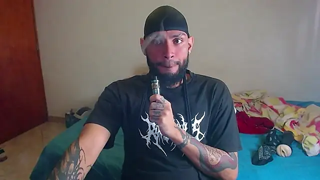 Snapshot of samir_music chatting on 02-15-26, 10:20 samir music online show from 02-15-26, 10:20