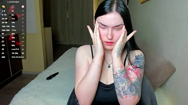 Witch Lady online show from 06-10-26, 06:14