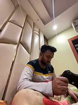 Snapshot of BengaliBabu_Rohan chatting on 12-21-24, 06:11 BengaliBabu Rohan online show from 12-21-24, 06:11