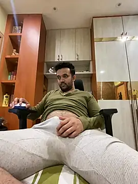 Snapshot of BengaliBabu_Rohan chatting on 02-13-25, 03:14 BengaliBabu Rohan online show from 02-13-25, 03:14