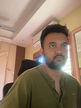 Snapshot of BengaliBabu_Rohan chatting on 01-29-25, 06:43 BengaliBabu Rohan online show from 01-29-25, 06:43