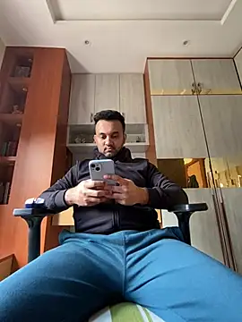 Snapshot of BengaliBabu_Rohan chatting on 01-06-25, 07:31 BengaliBabu Rohan online show from 01-06-25, 07:31