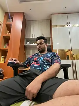 Snapshot of BengaliBabu_Rohan chatting on 03-03-25, 05:52 BengaliBabu Rohan online show from 03-03-25, 05:52