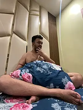 Snapshot of BengaliBabu_Rohan chatting on 03-06-25, 06:26 BengaliBabu Rohan online show from 03-06-25, 06:26