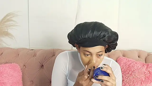 flavia cruz online show from 04-30-26, 12:23
