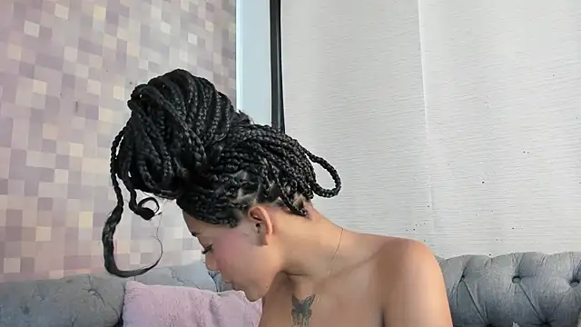 flavia cruz online show from 09-25-25, 07:42