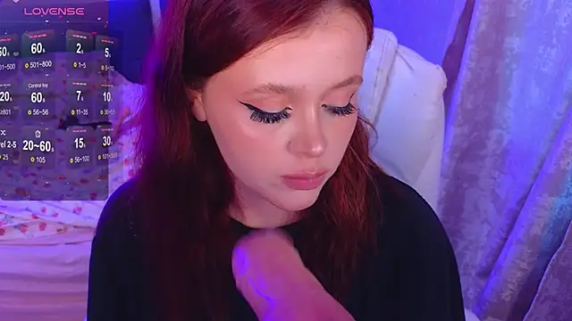 mirida fox online show from 10-21-25, 01:10