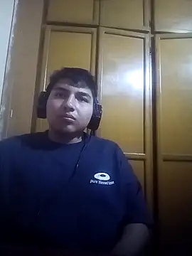 LoganFinds online show from 12-21-25, 04:03