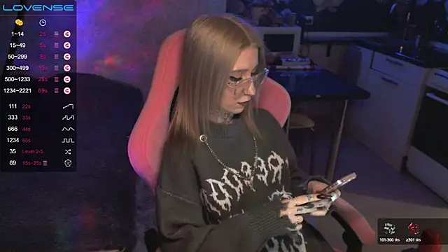Snapshot of yngmilf chatting on 02-01-25, 10:23 yngmilf online show from 02-01-25, 10:23