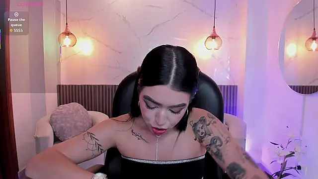 zoee jackson online show from 06-14-26, 06:42
