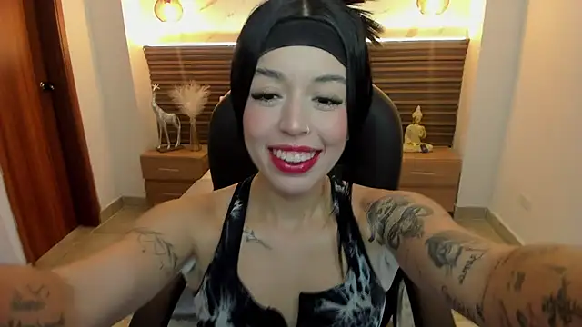 zoee jackson online show from 06-24-26, 06:50