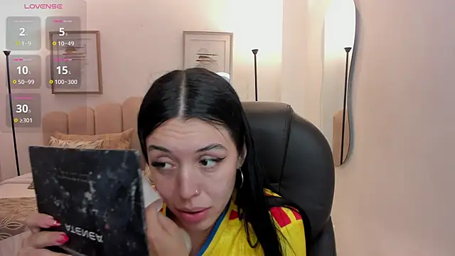 zoee jackson online show from 07-03-26, 06:25