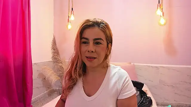 vannhesa online show from 10-23-25, 04:38